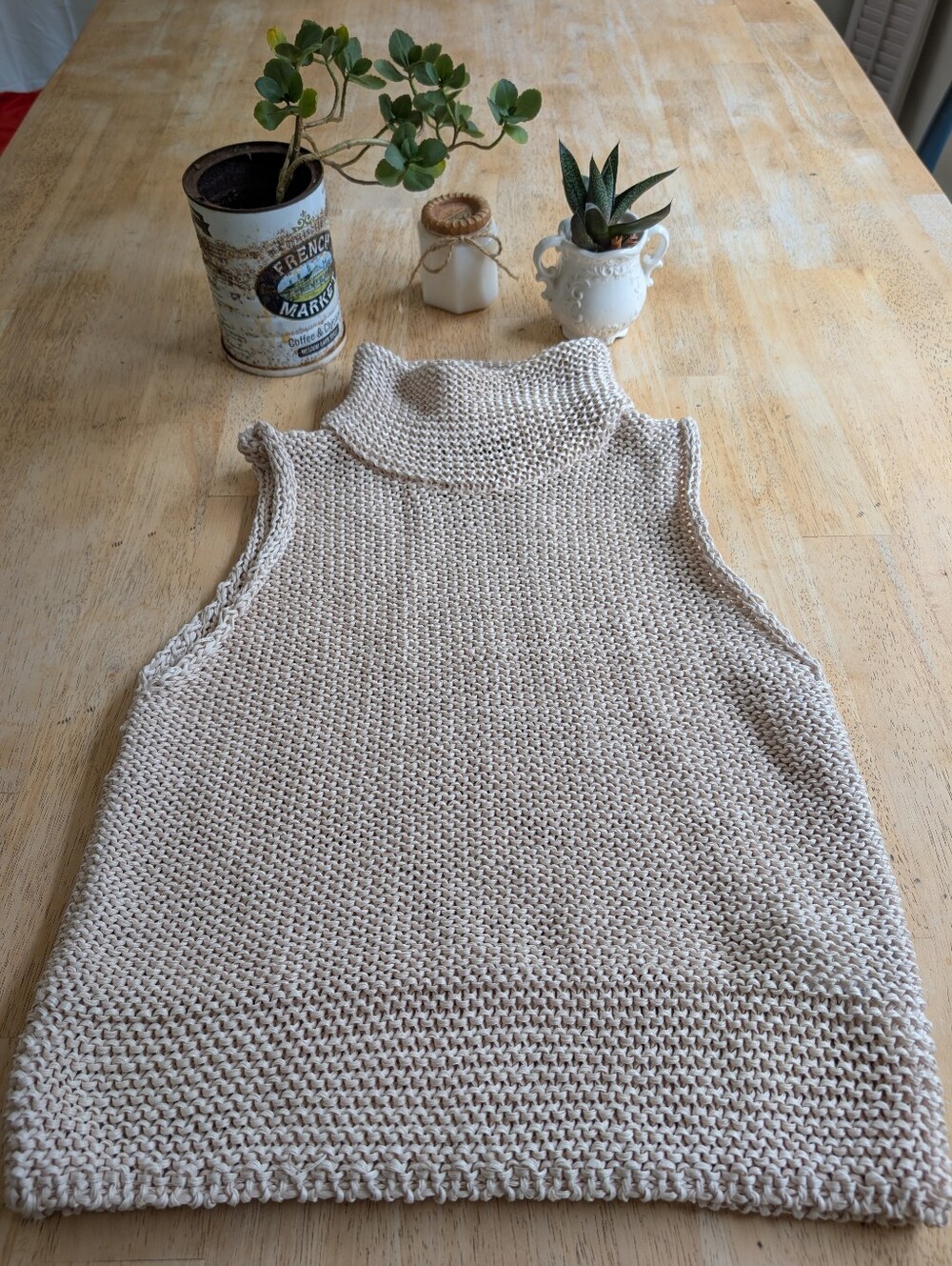 Zara Cream Sleeveless Knit Cream Cowl Turtleneck